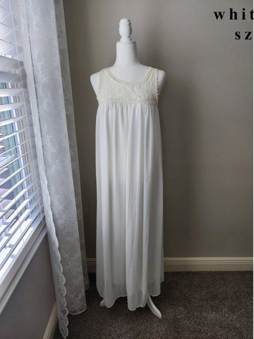 women's sheer lace top dress (maternity?)